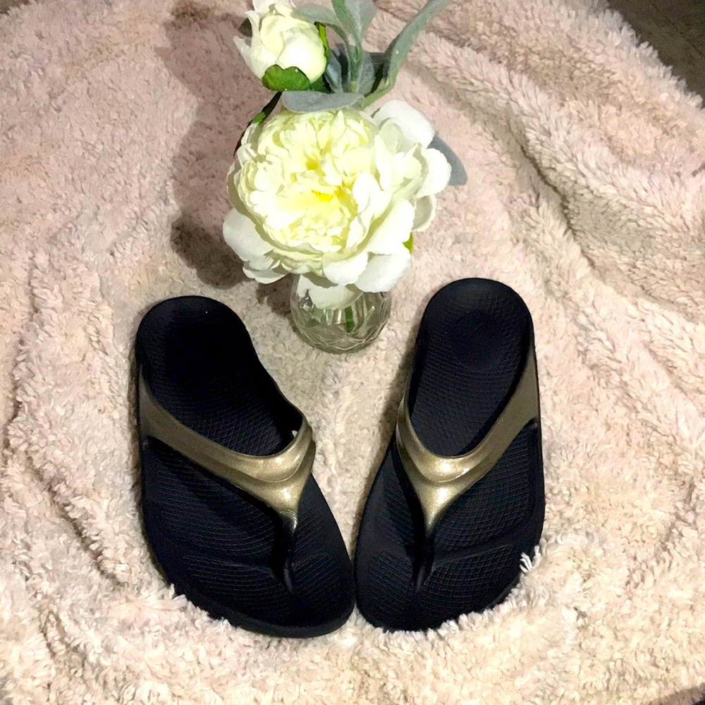 OOFOS OOlala Women's